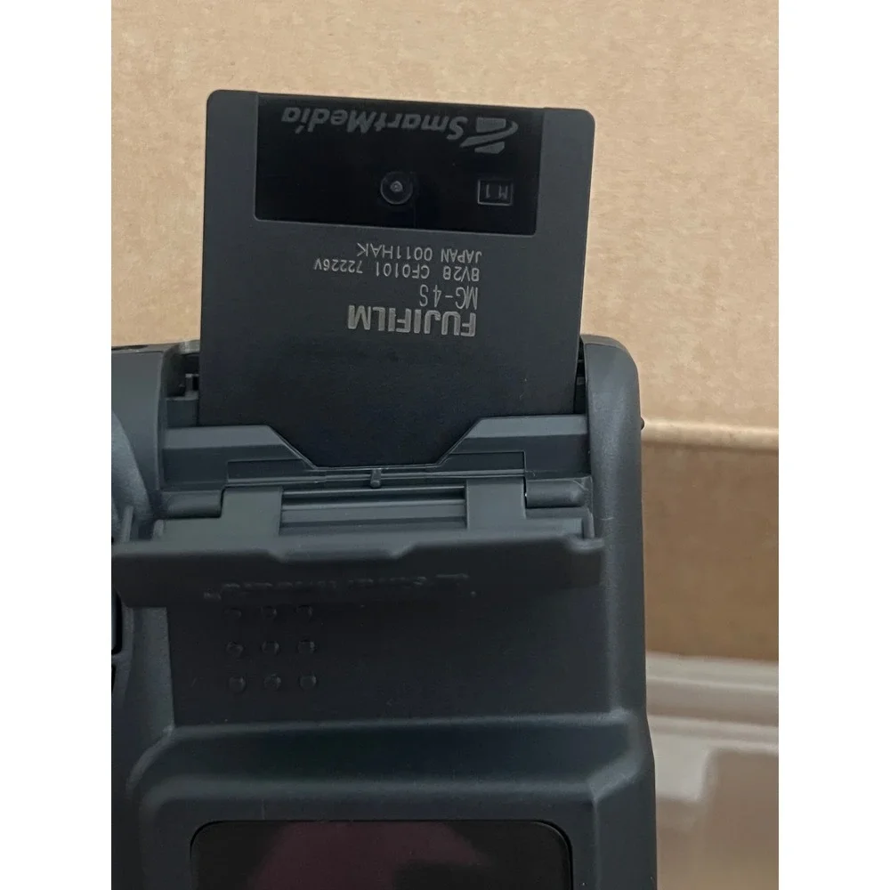 Fujifilm FinePix 1400 Zoom Digital Camera 1.3MP 3x Optical Zoom Silver Boxed